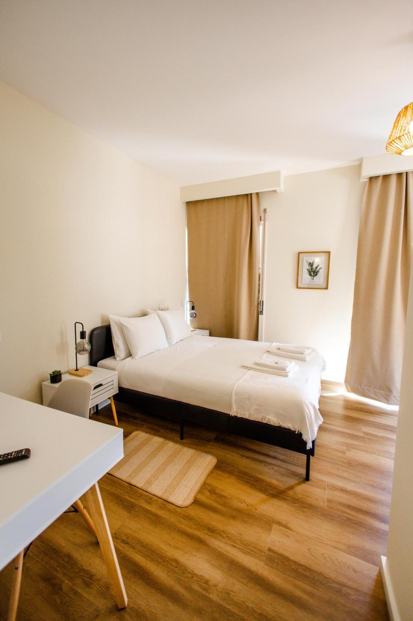 Green Coast Surf House Espinho  Bagian luar foto